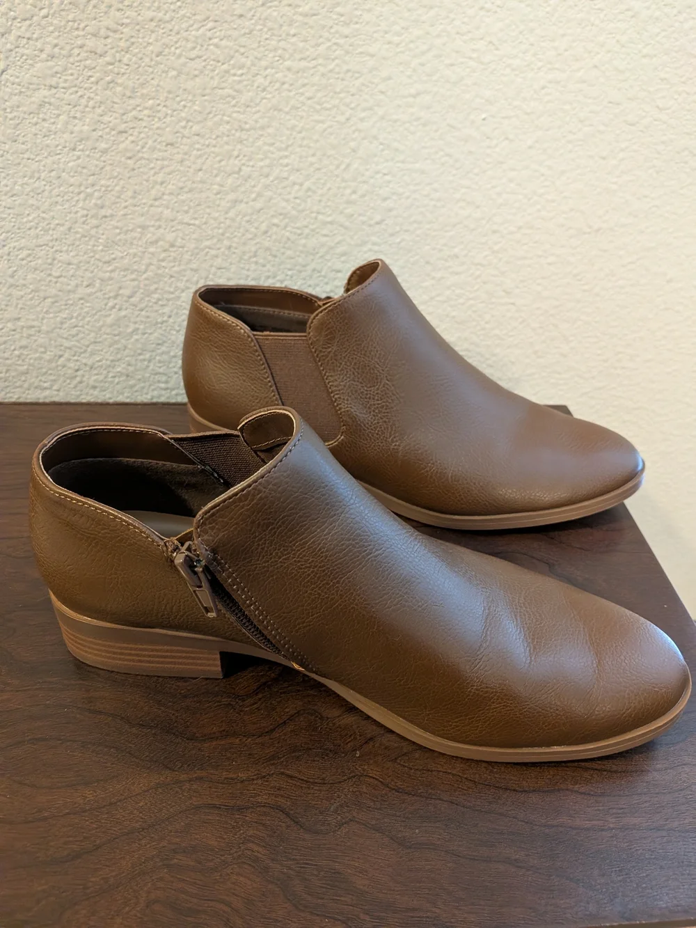 Kensie Women's Brown Slip-On Ankle Boots Size 8 - Picture 3 of 7